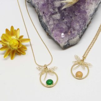 collier libellule or jaune