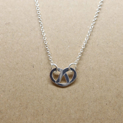 Collier bretzel
