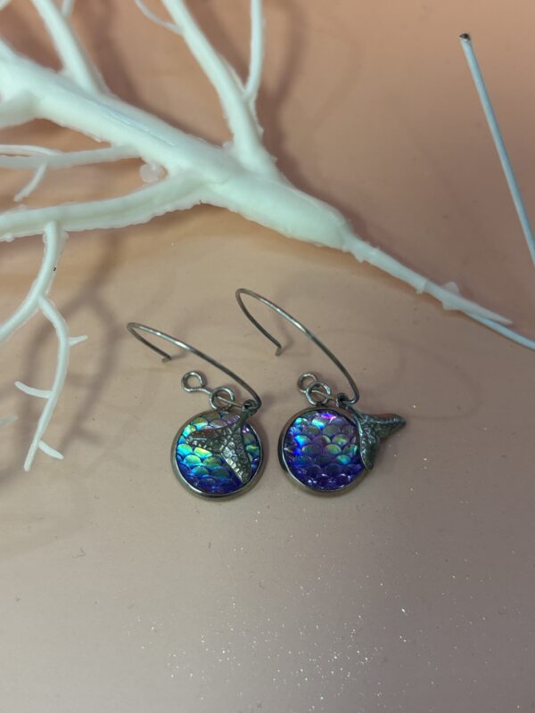 Boucles d'oreilles sirène holographiques – Image 5