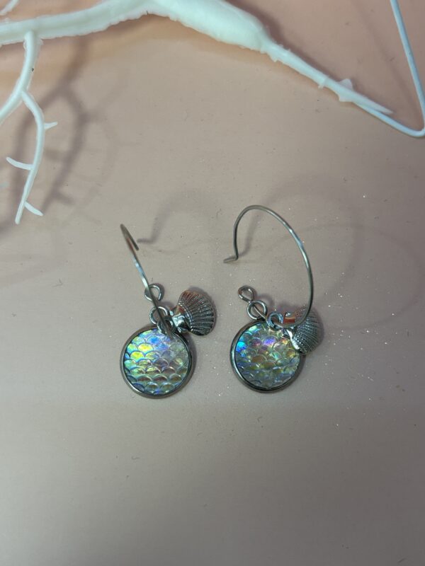 Boucles d'oreilles sirène holographiques