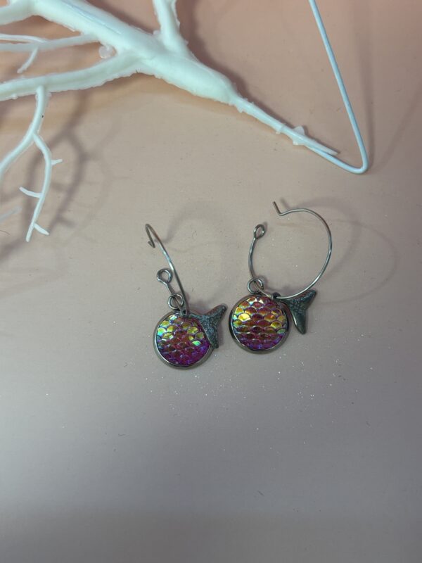Boucles d'oreilles sirène holographiques – Image 3
