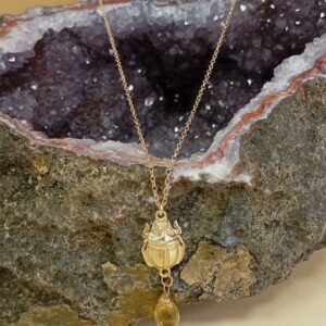 Collier Scarabée - argent plaqué or et pierre naturelle