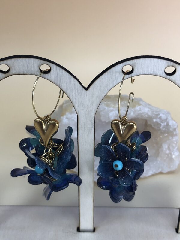 Boucles d'oreilles fleurs - acier inoxydable plaqué or – Image 2